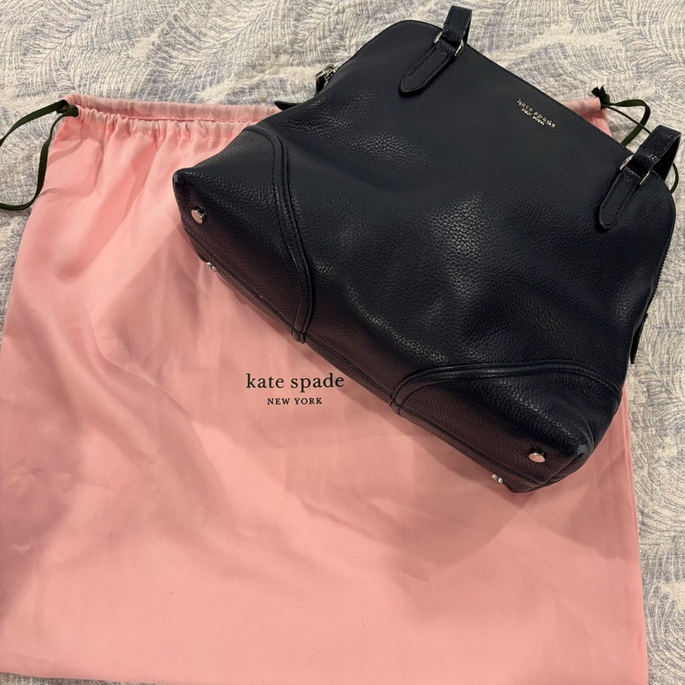 Kate Spade Navy Blue Shoulder Bag Elegant Design